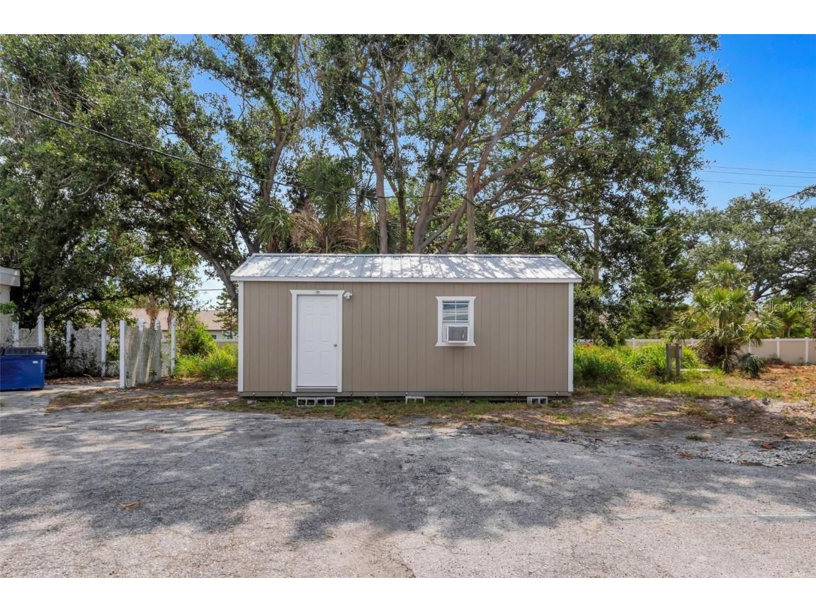 655 N Indiana Avenue Englewood FL 34223 TB8359240 image12