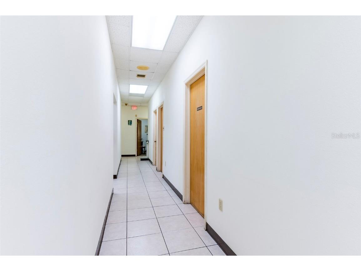 655 N Indiana Avenue Englewood FL 34223 TB8359240 image38