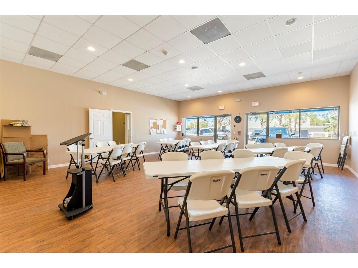 655 N Indiana Avenue Englewood FL 34223 TB8359240 image51