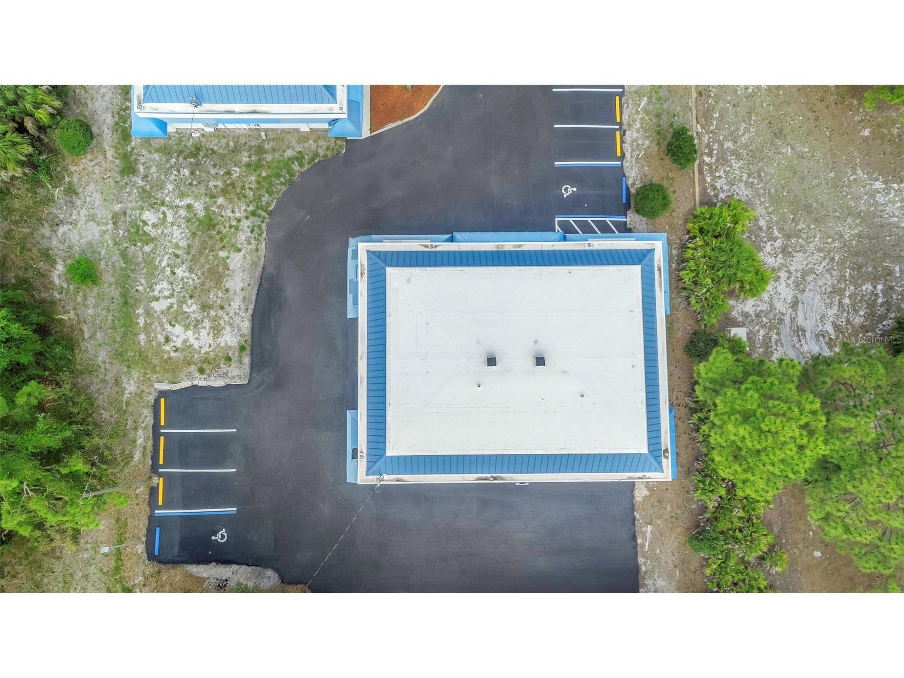 655 N Indiana Avenue Englewood FL 34223 TB8359240 image93