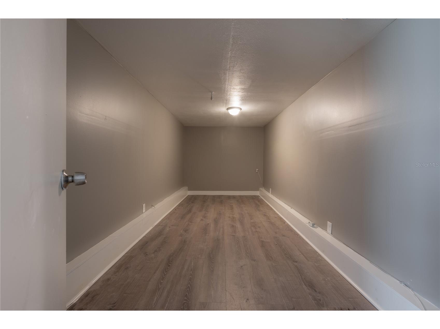 655 Paris Avenue S Saint Petersburg FL 33701 TB8477387 image35