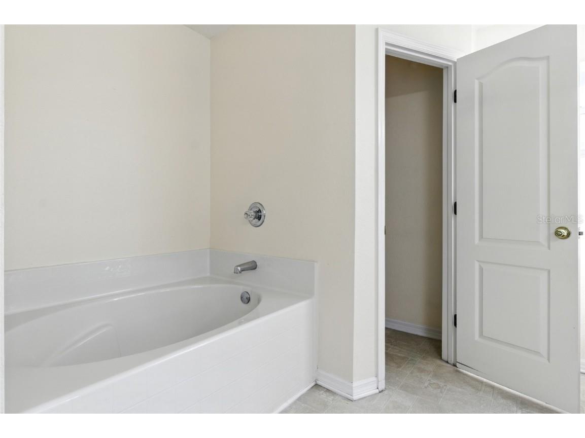 655 Powder Horn Row Lakeland FL 33809 L4955235 image30