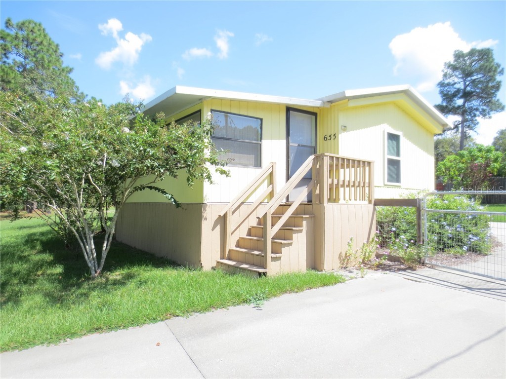 655 SE 162nd Terrace Silver Springs FL 34488 OM664738 image1