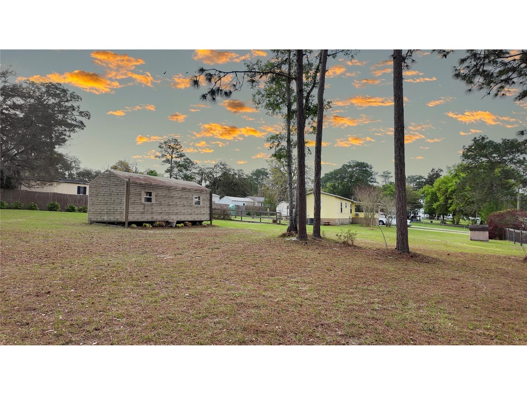 655 SE 162nd Terrace Silver Springs FL 34488 OM720696 image32