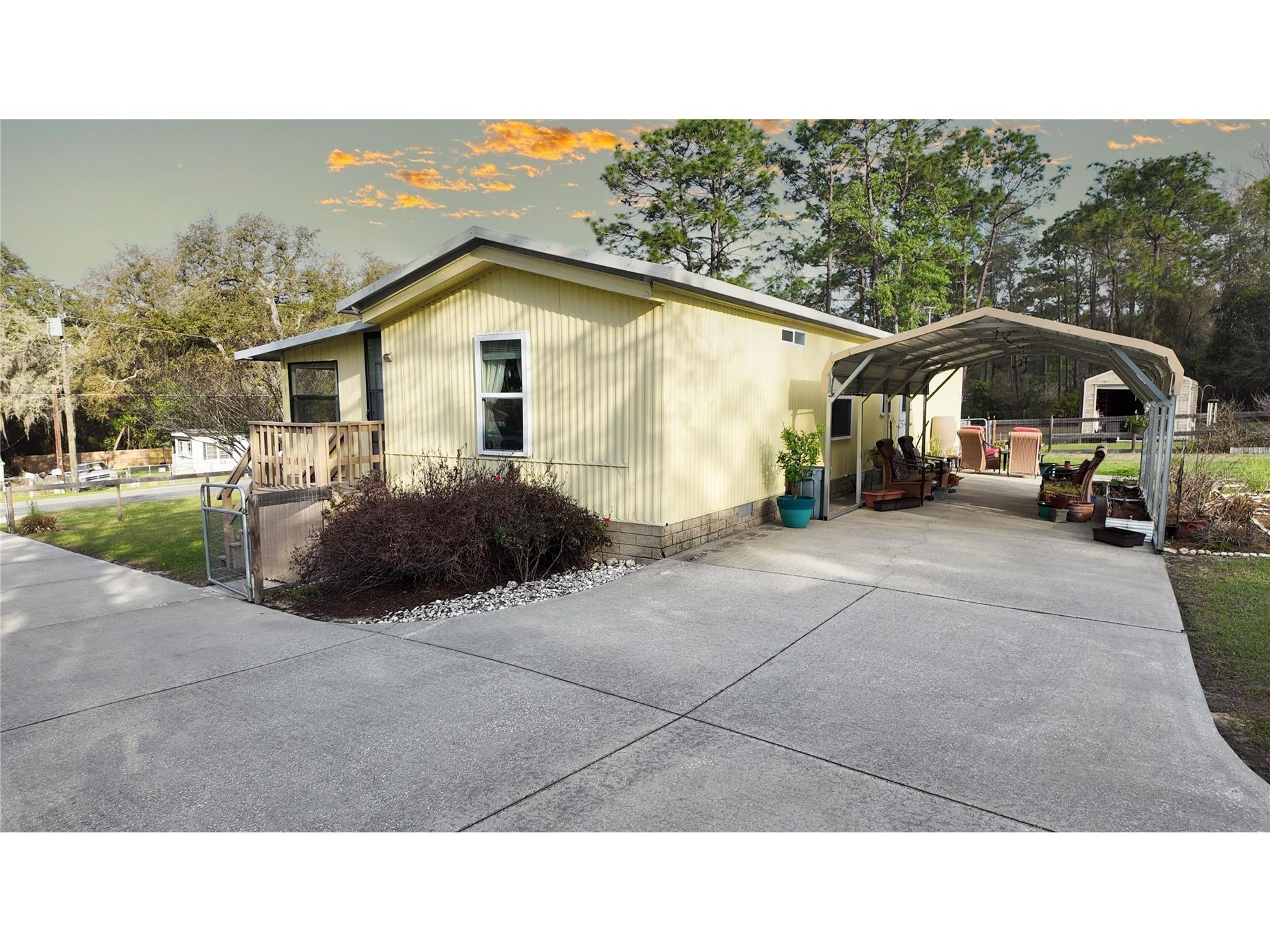 655 SE 162nd Terrace Silver Springs FL 34488 OM720696 image5