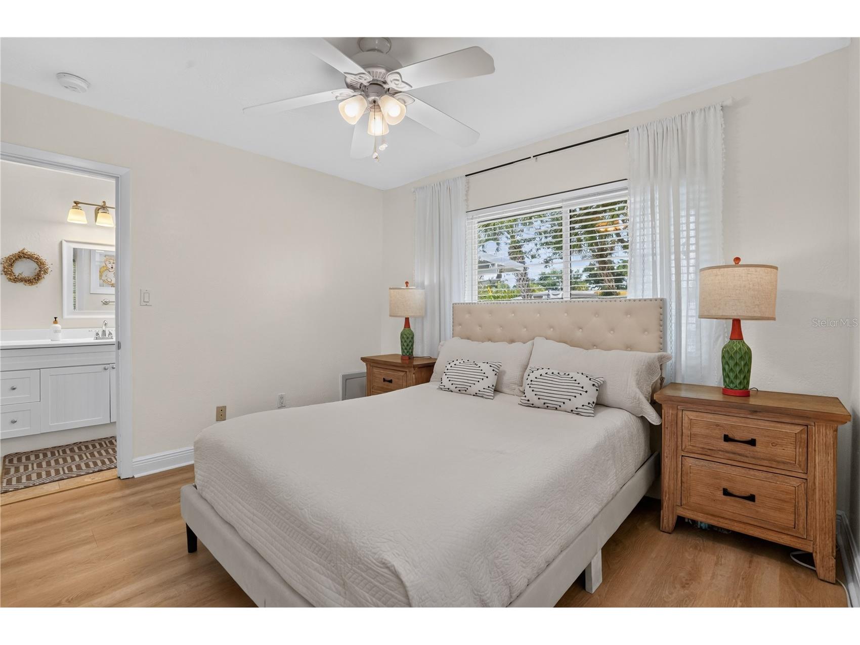 6550 Renaldo Way S Saint Petersburg FL 33707 TB8526200 image20