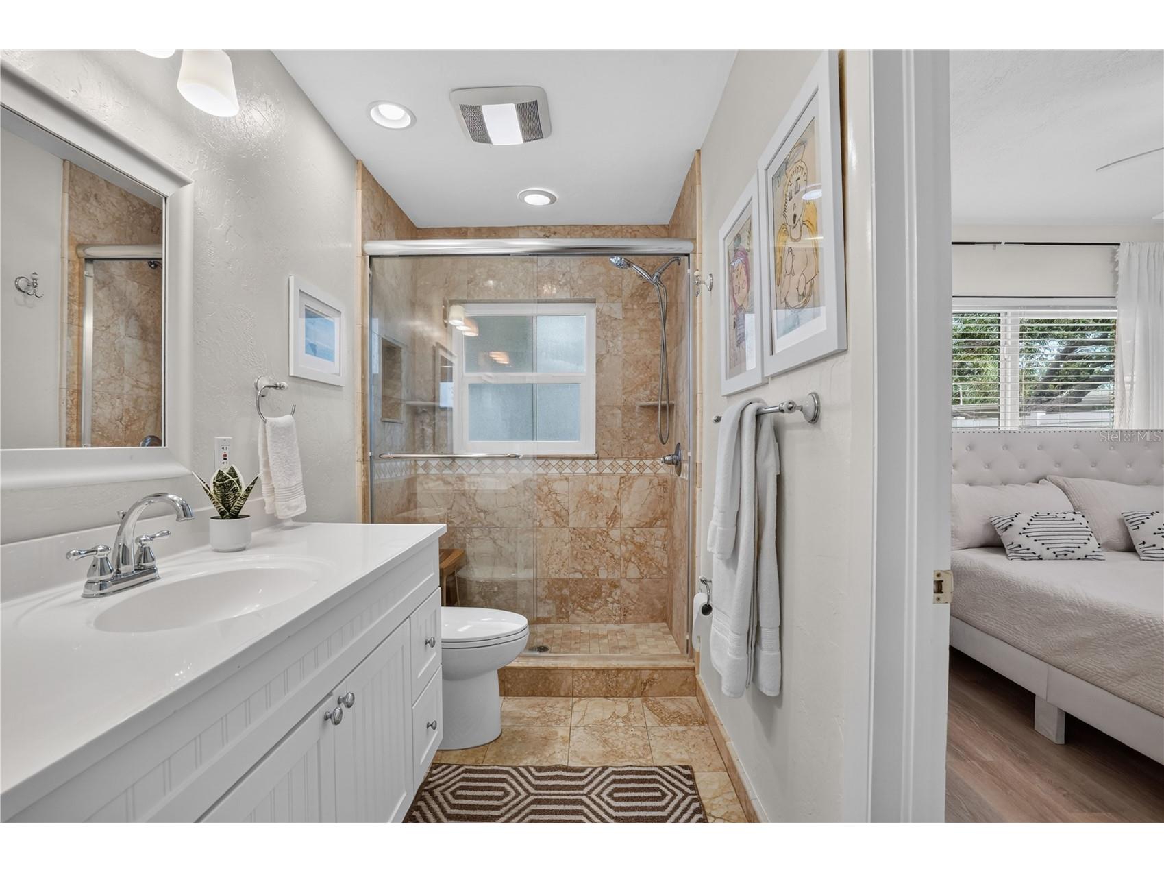 6550 Renaldo Way S Saint Petersburg FL 33707 TB8526200 image22