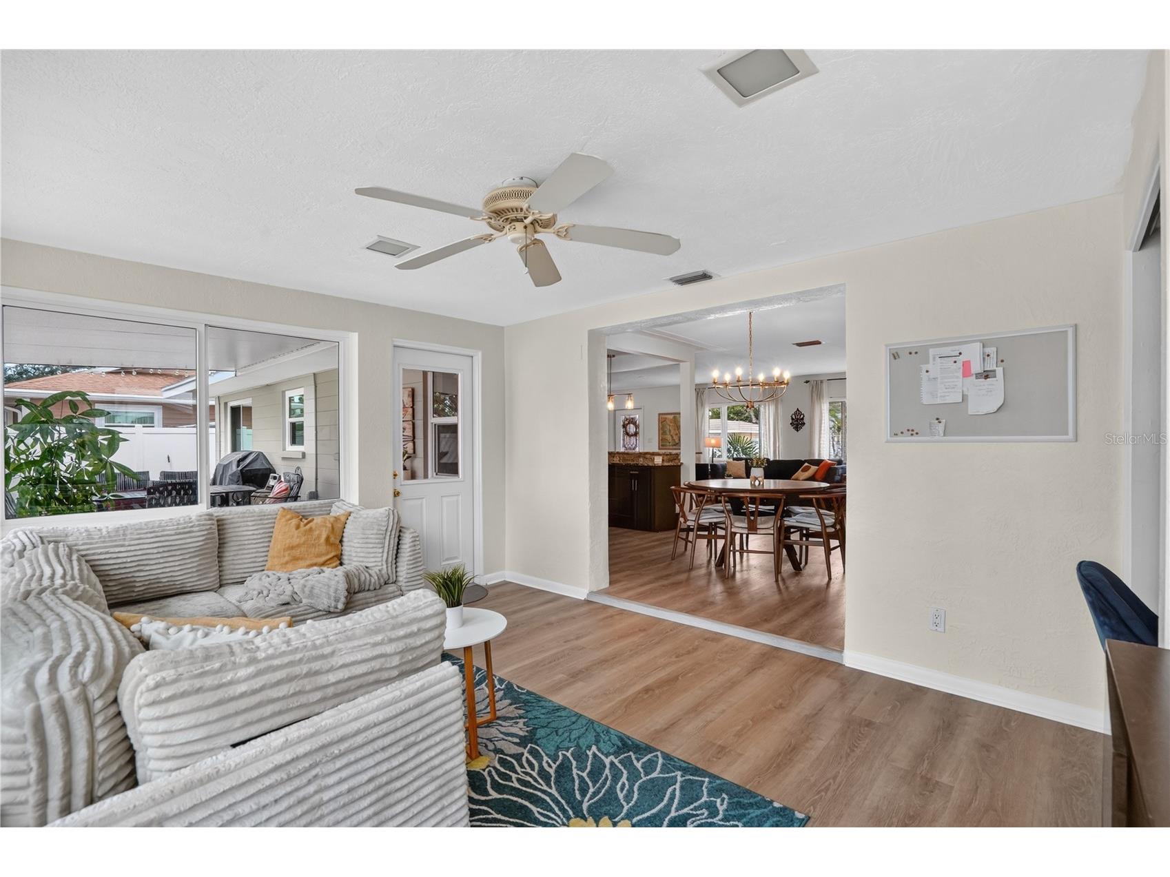 6550 Renaldo Way S Saint Petersburg FL 33707 TB8526200 image27