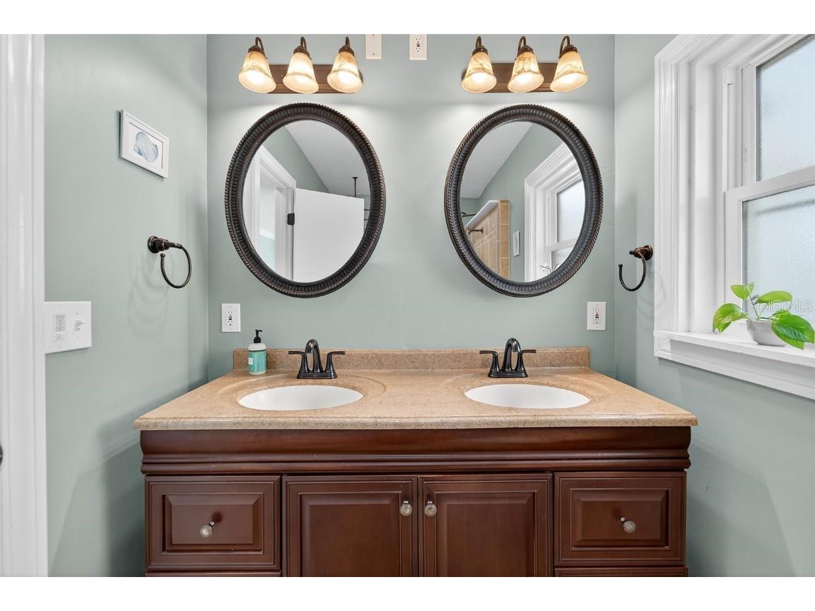 6550 S West Shore Circle Tampa FL 33616 TB8430082 image40