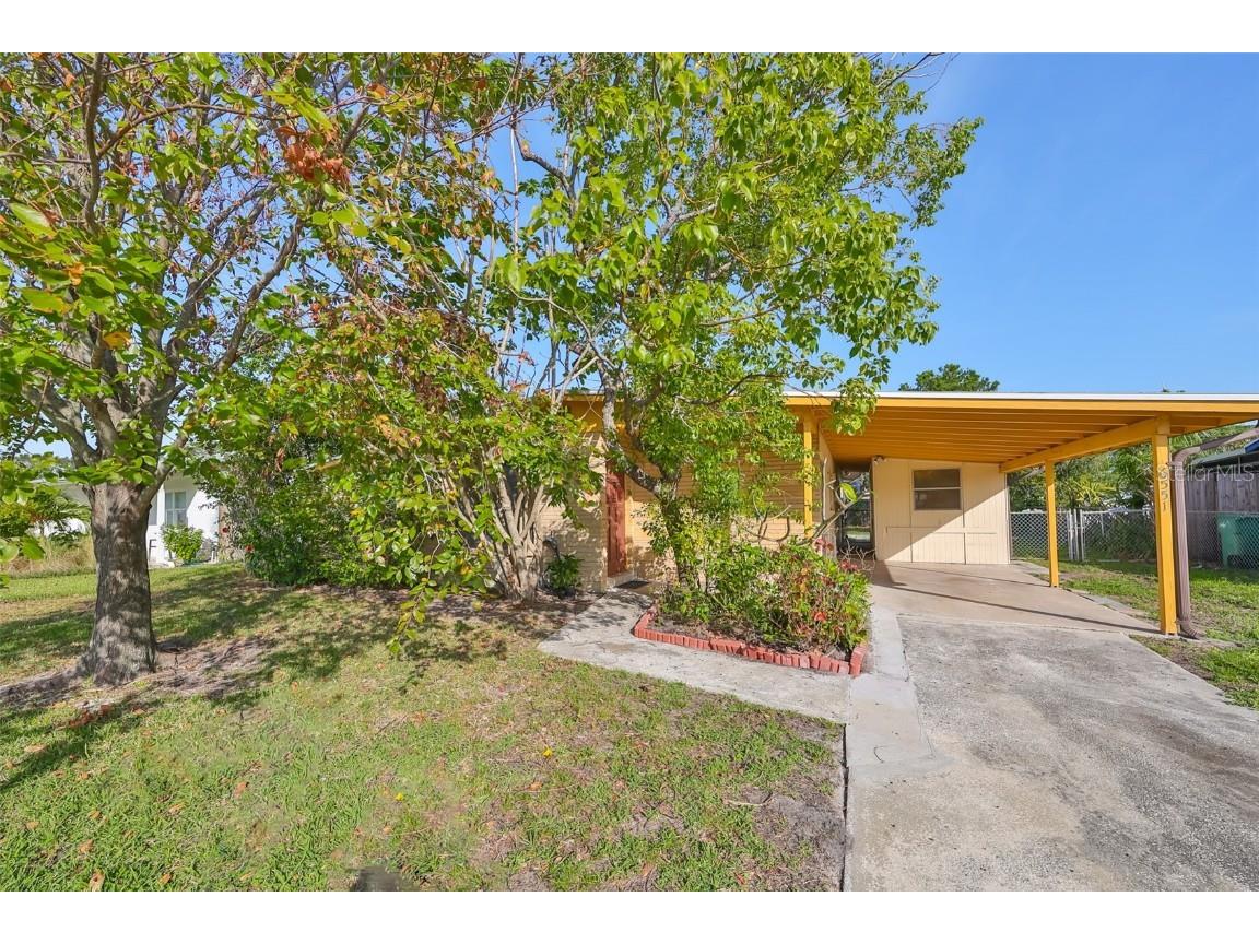 6551 S West Shore Circle Tampa FL 33616 TB8321258 image1