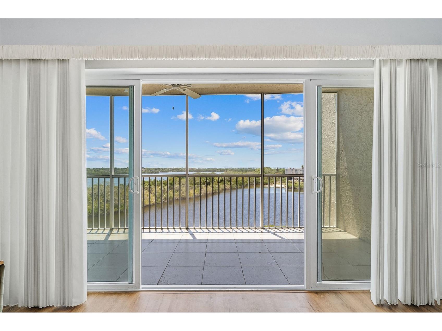 6551 Shoreline Drive #6402 Saint Petersburg FL 33708 TB8505359 image5