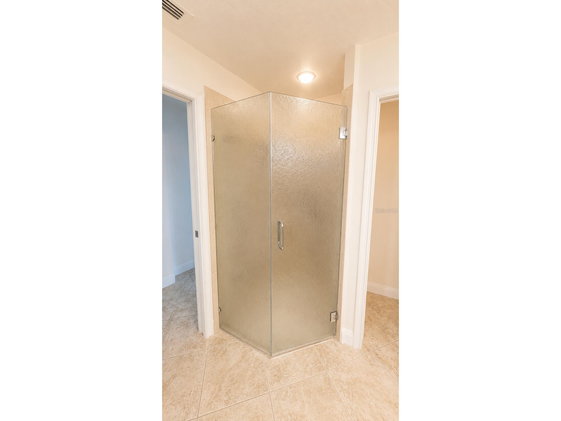 6552 Moorings Point Circle #102 Lakewood Ranch FL 34202 A4697549 image20