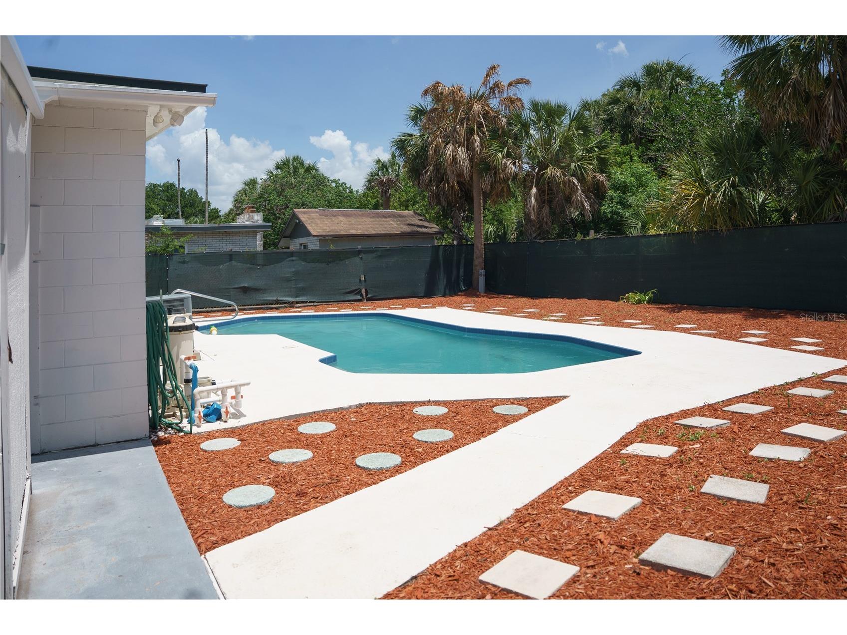 6552 S West Shore Circle Tampa FL 33616 TB8512008 image40