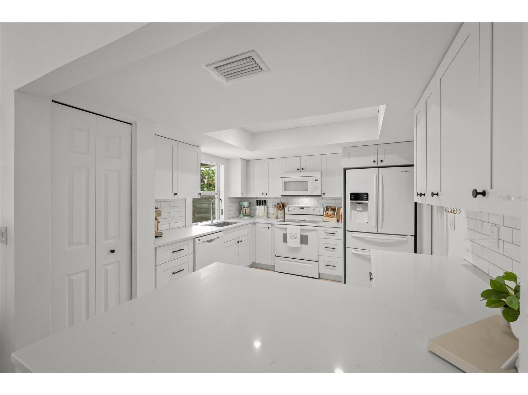 6553 Samoa Drive Sarasota FL 34241 A4699981 image10
