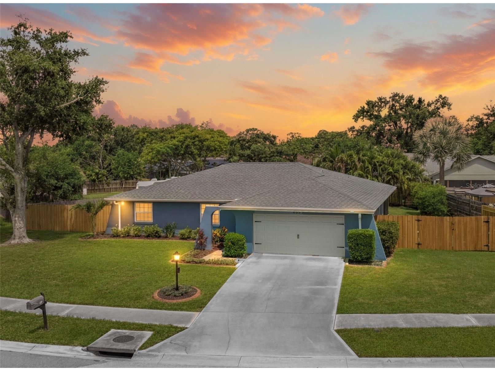 6553 Samoa Drive Sarasota FL 34241 A4699981 image2