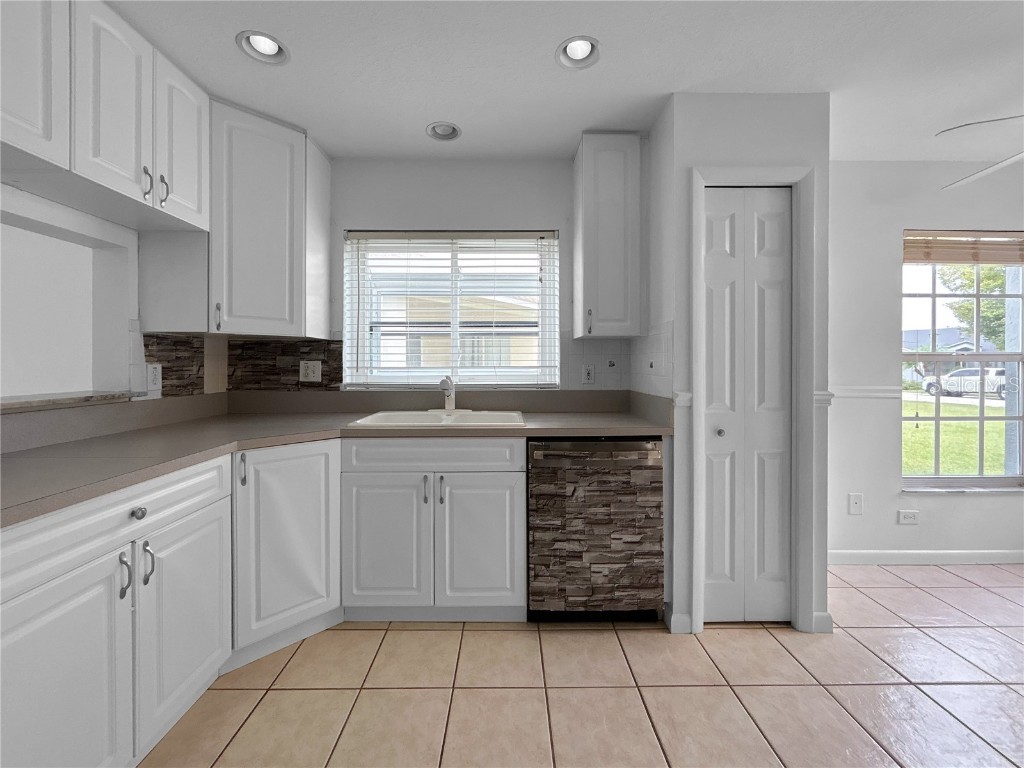 6554 Gentle Ben Circle Wesley Chapel FL 33544 OM710964 image21