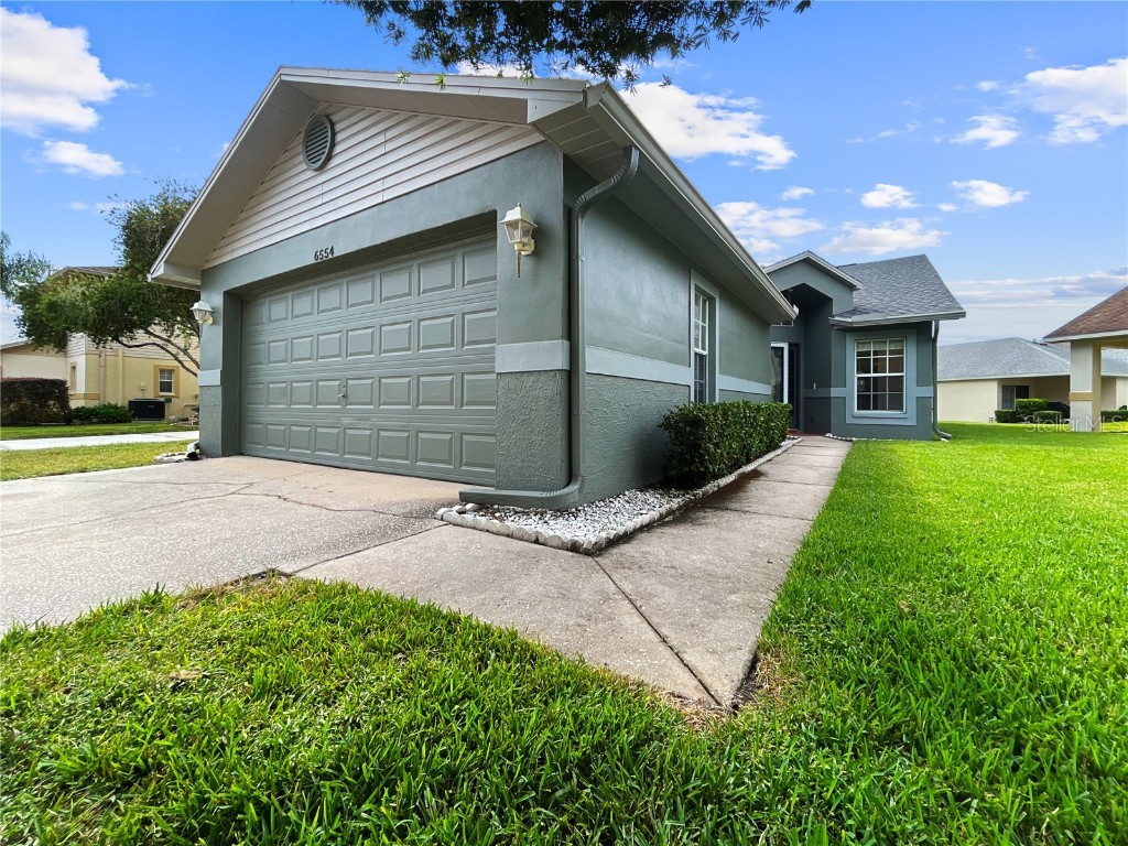 6554 Gentle Ben Circle Wesley Chapel FL 33544 OM710964 image4