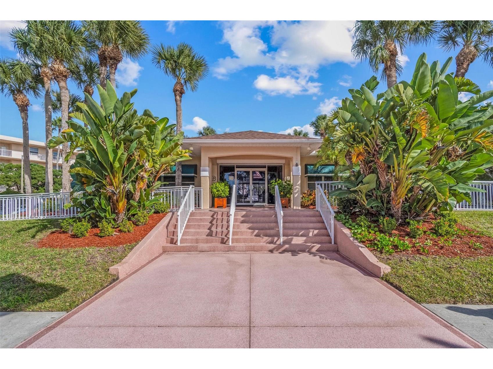 6555 99th Way N #20F Saint Petersburg FL 33708 - LONG BAYOU TB8464066 image35