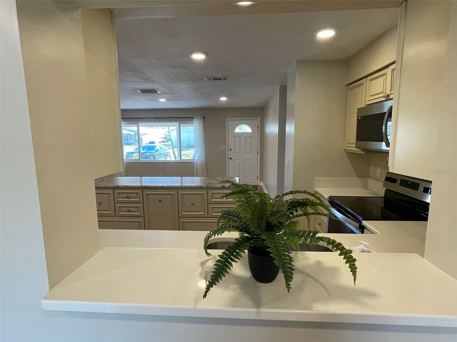 6556 27th Street N Saint Petersburg FL 33702 TB8481947 image14