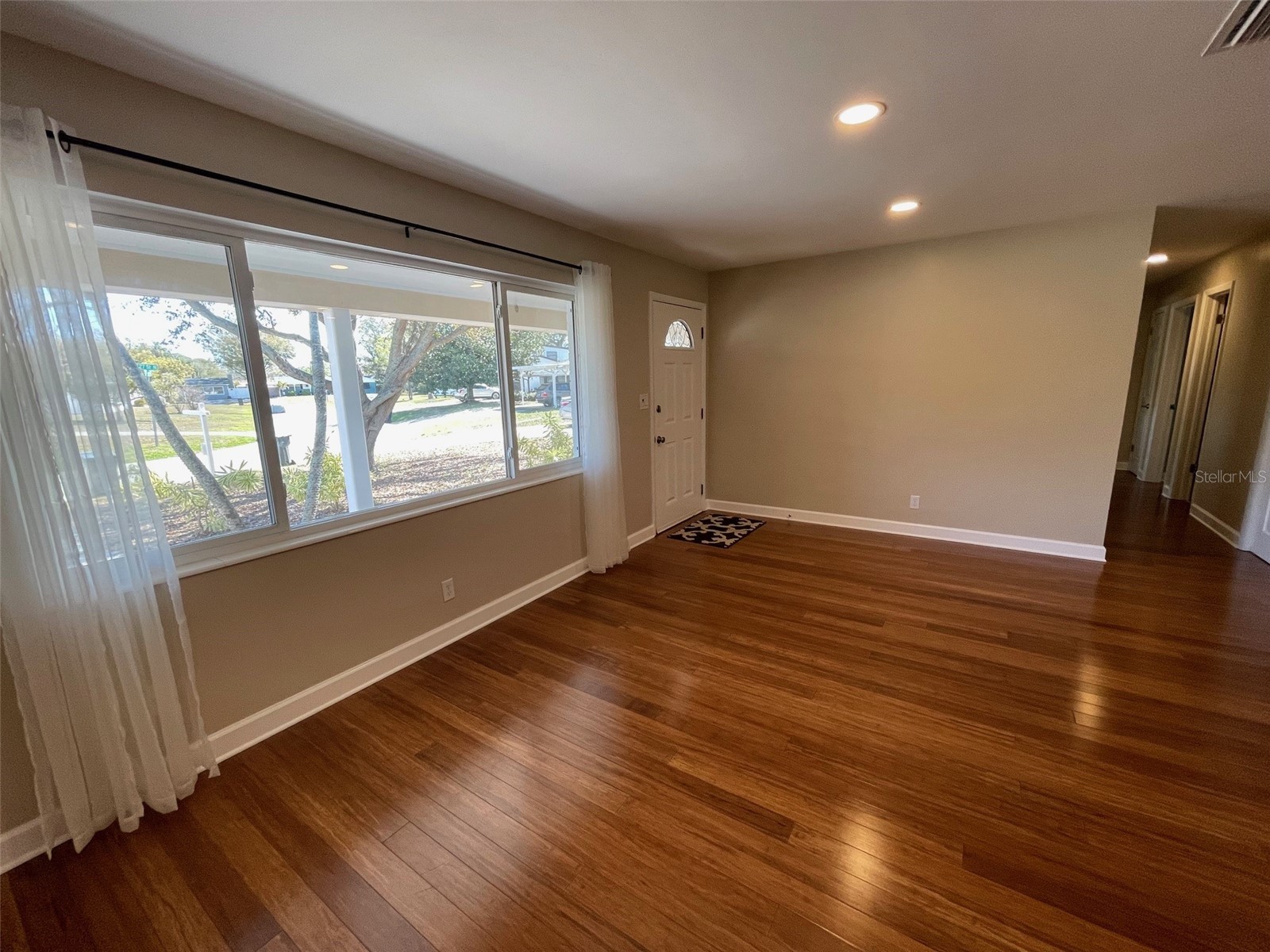 6556 27th Street N Saint Petersburg FL 33702 TB8481947 image18