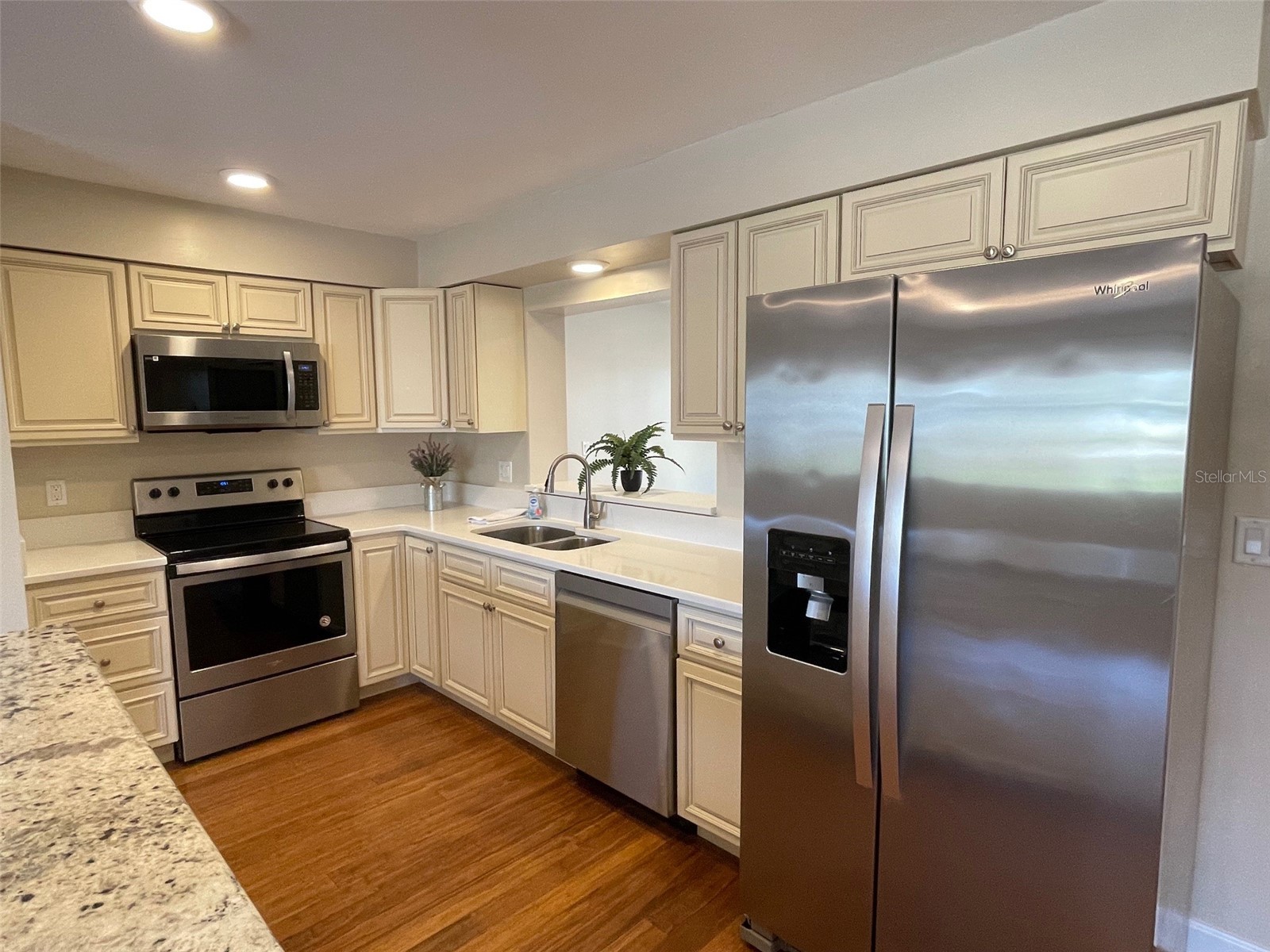 6556 27th Street N Saint Petersburg FL 33702 TB8481947 image2