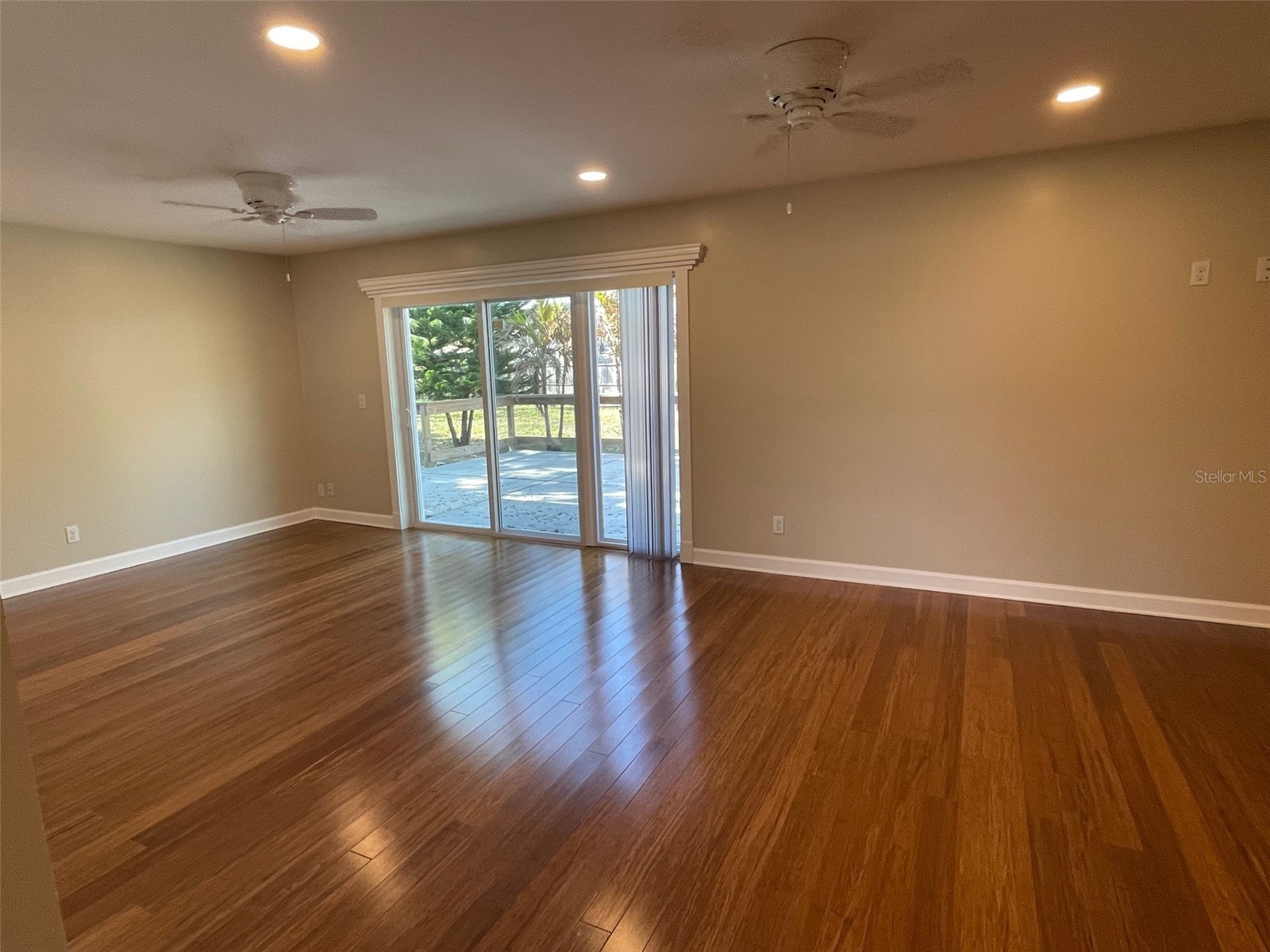 6556 27th Street N Saint Petersburg FL 33702 TB8481947 image9