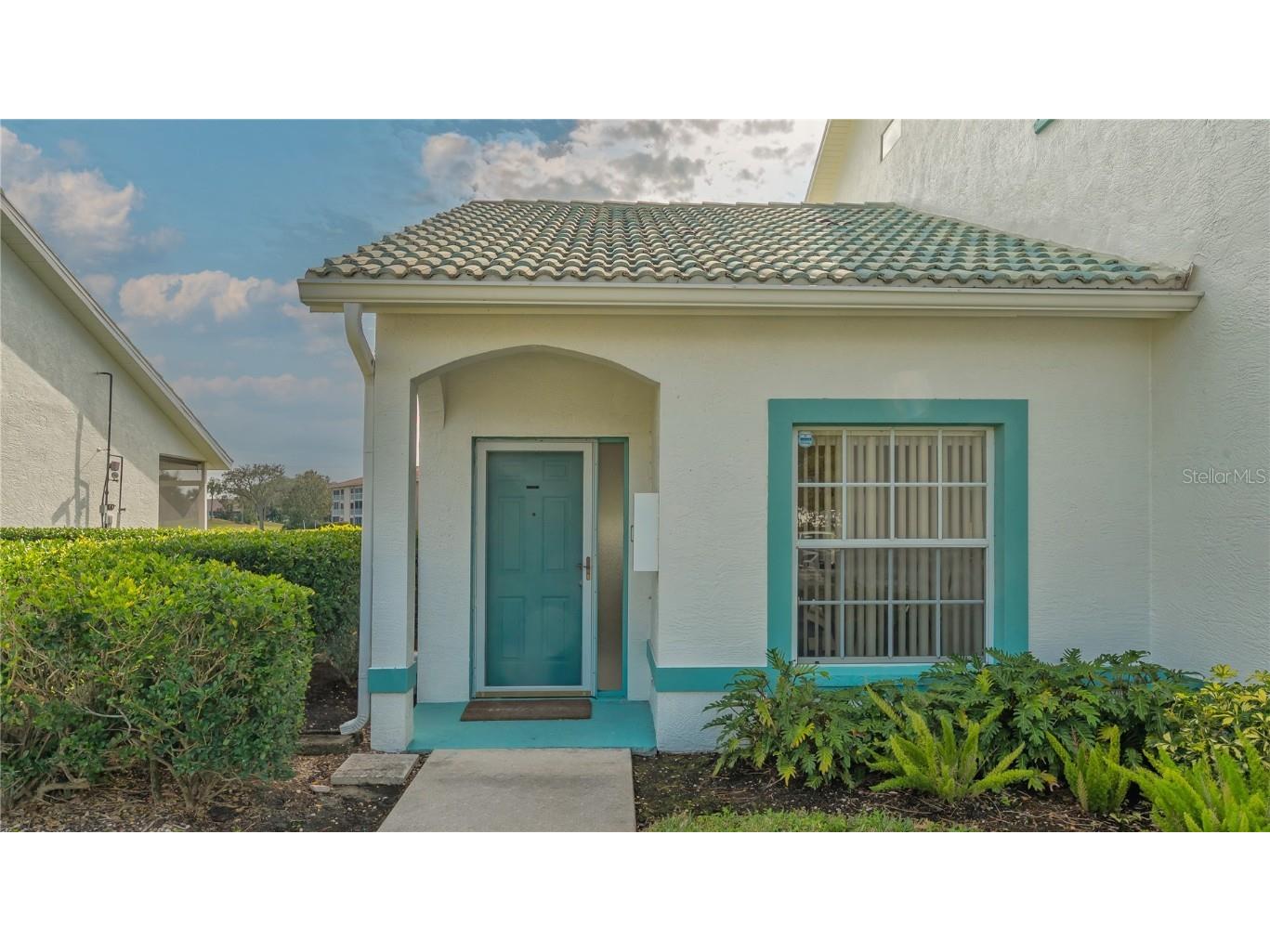 6556 Fairway Gardens Dr Bradenton FL 34203 A4637170 image1