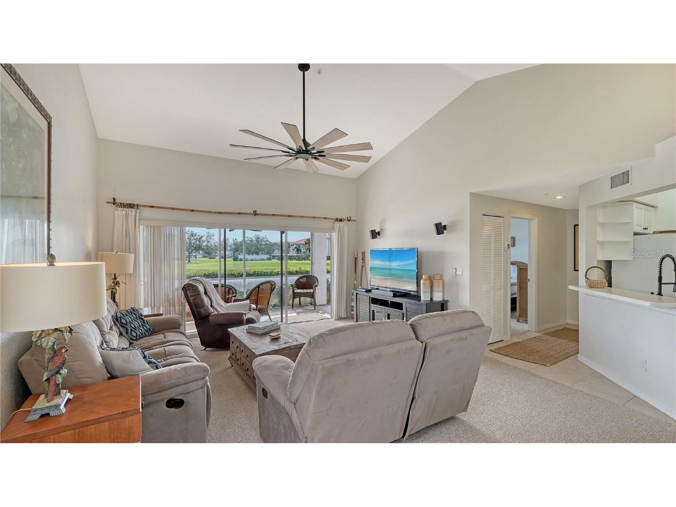 6556 Fairway Gardens Dr Bradenton FL 34203 A4637170 image4