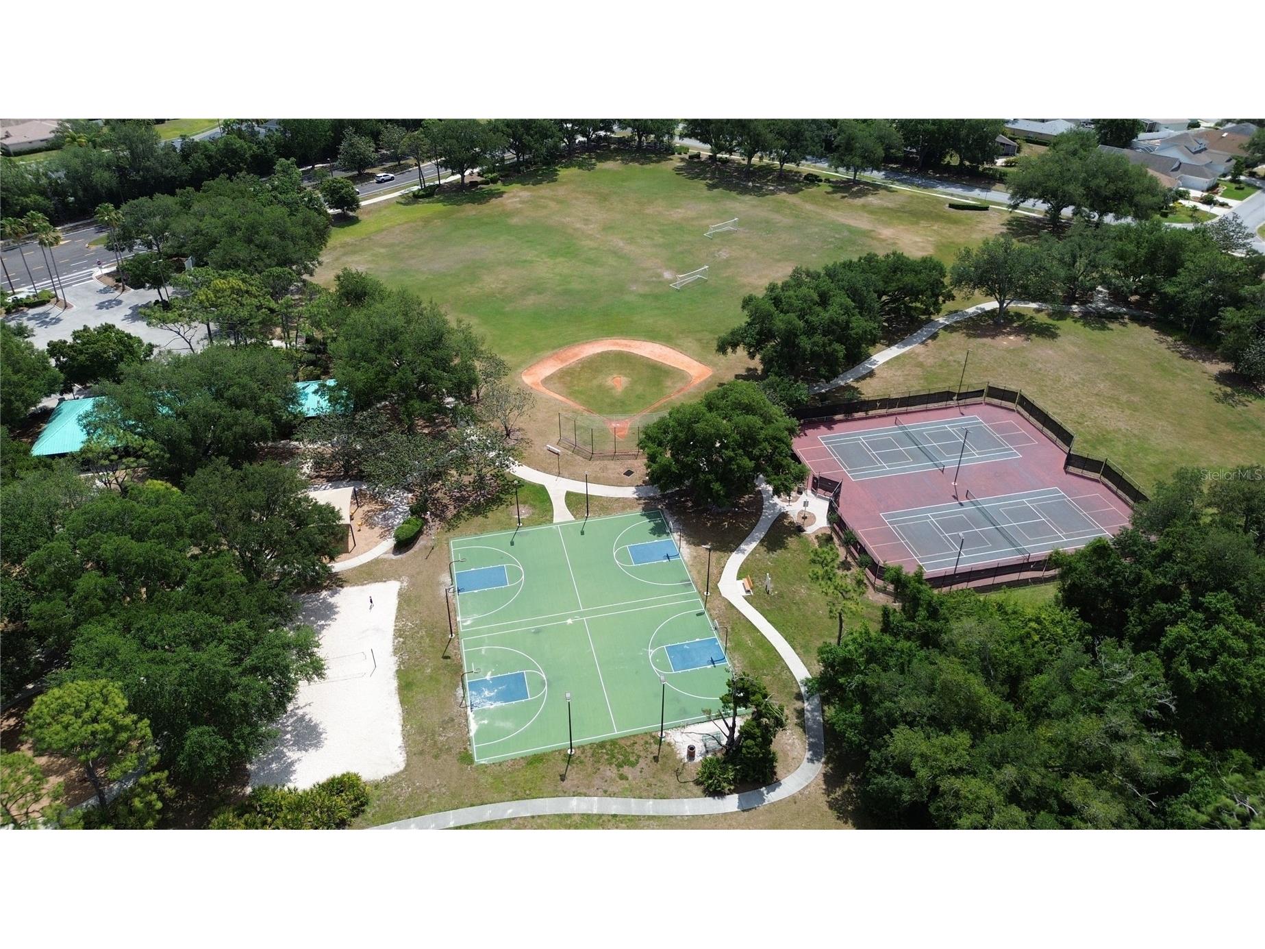 6556 Meandering Way Lakewood Ranch FL 34202 A4692309 image39