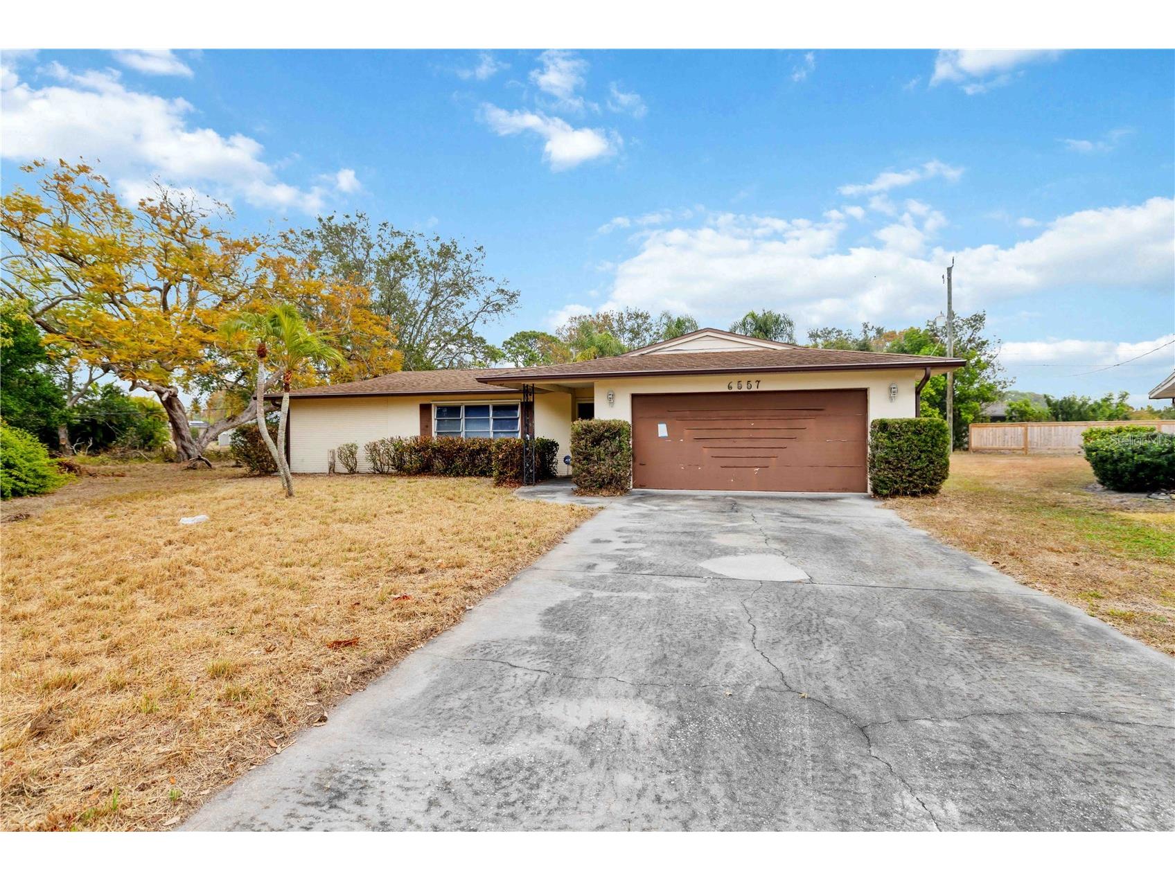 6557 Bowline Drive Sarasota FL 34231 A4678930 image1
