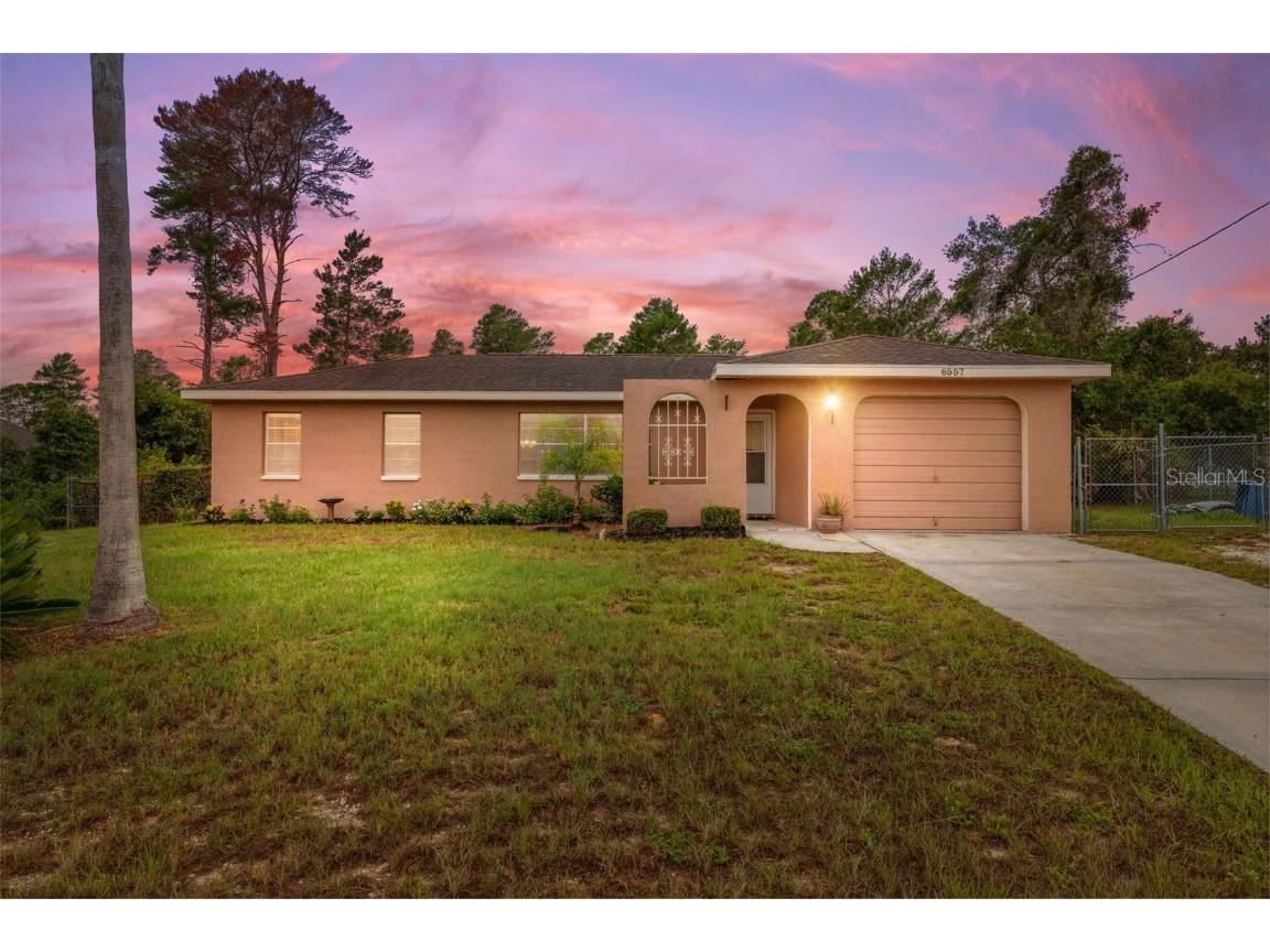 6557 Landover Boulevard Spring Hill FL 34608 W7876935 image1