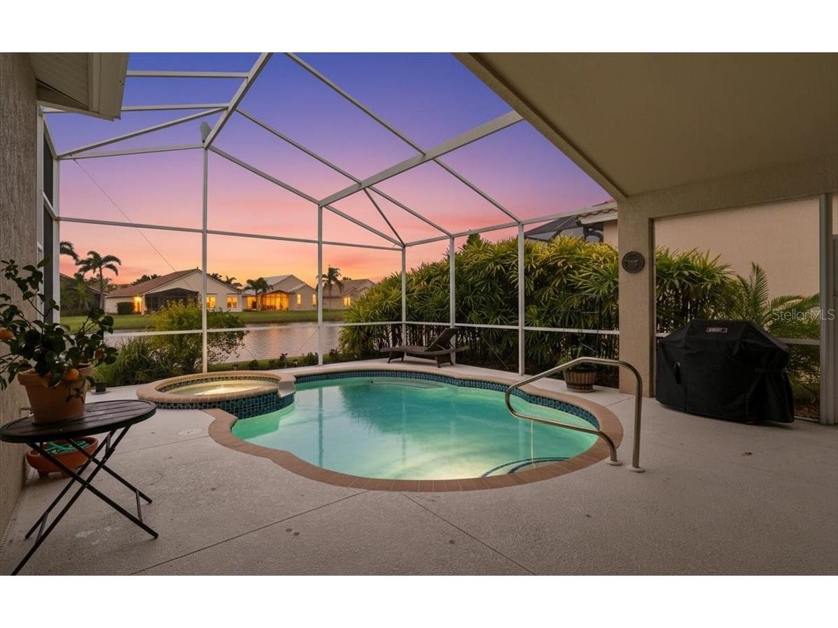 6558 41st Court E Sarasota FL 34243 A4684051 image37