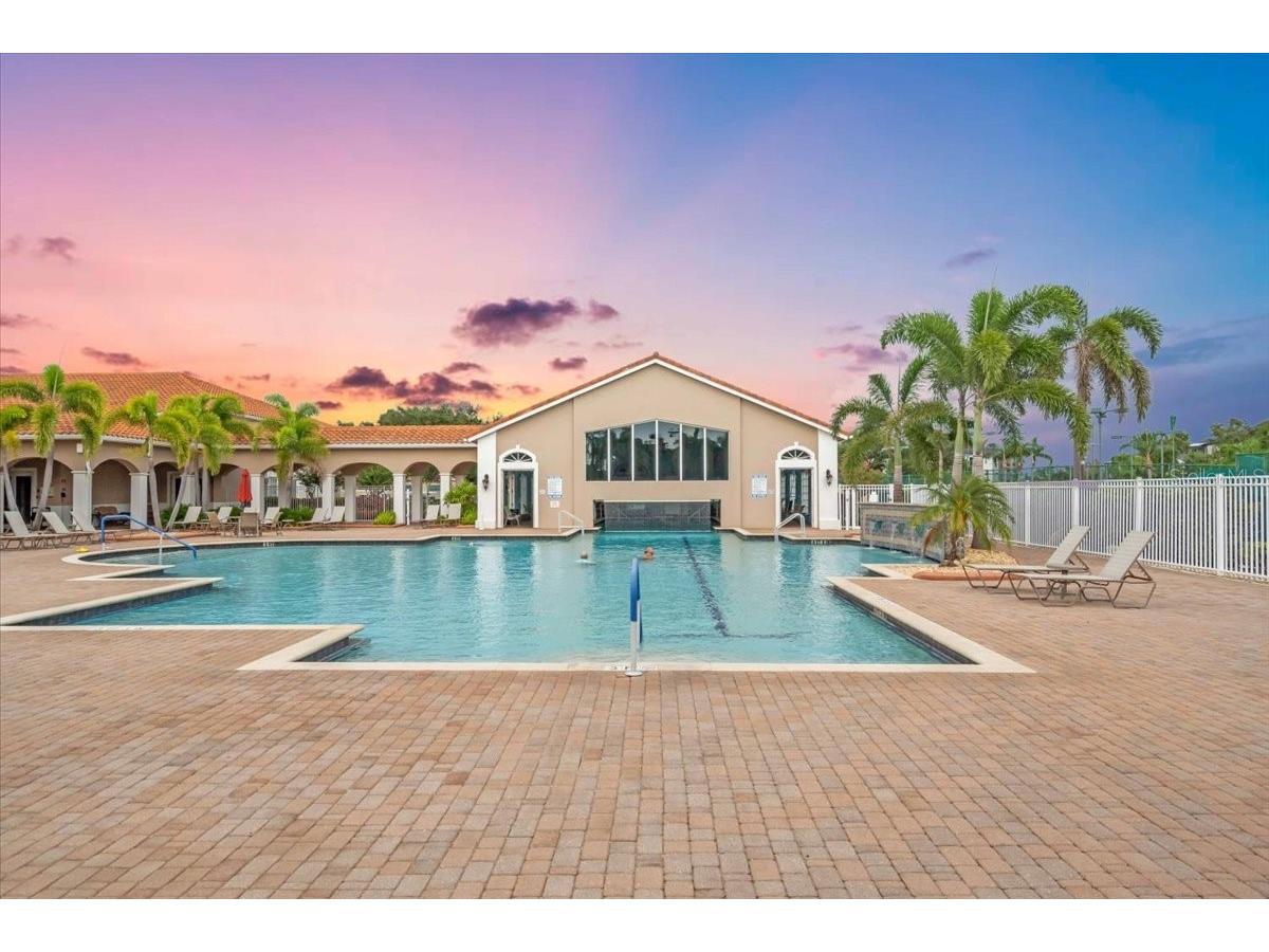 6558 41st Court E Sarasota FL 34243 A4684051 image52