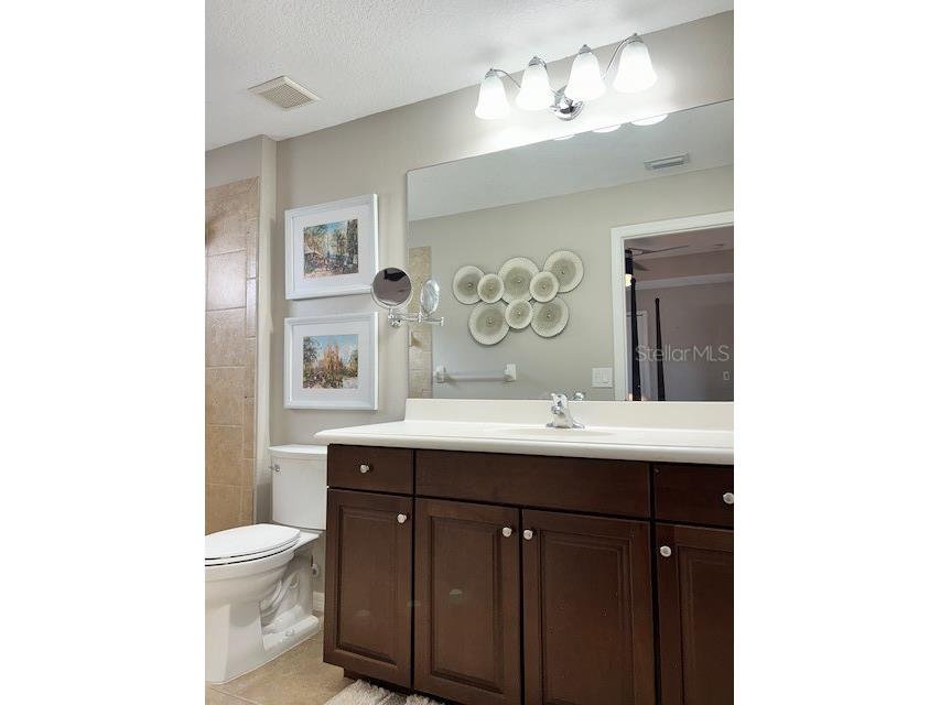 6559 Pine Breeze Run Sarasota FL 34243 A4674160 image10