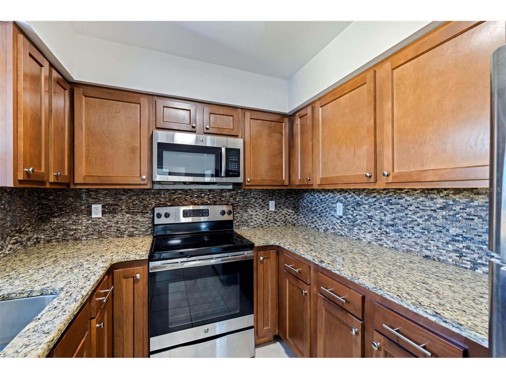 656 59th Street S Saint Petersburg FL 33707 TB8470670 image16