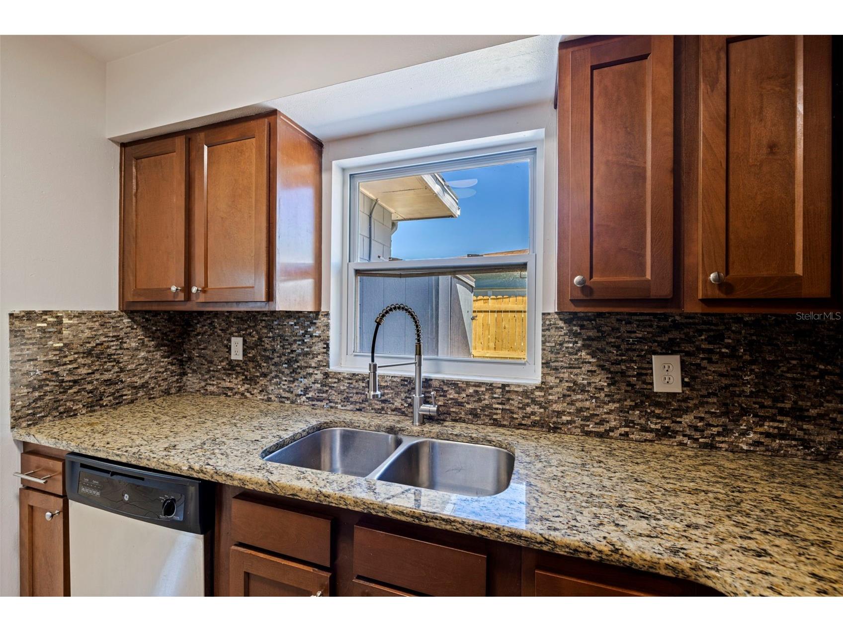 656 59th Street S Saint Petersburg FL 33707 TB8470670 image17