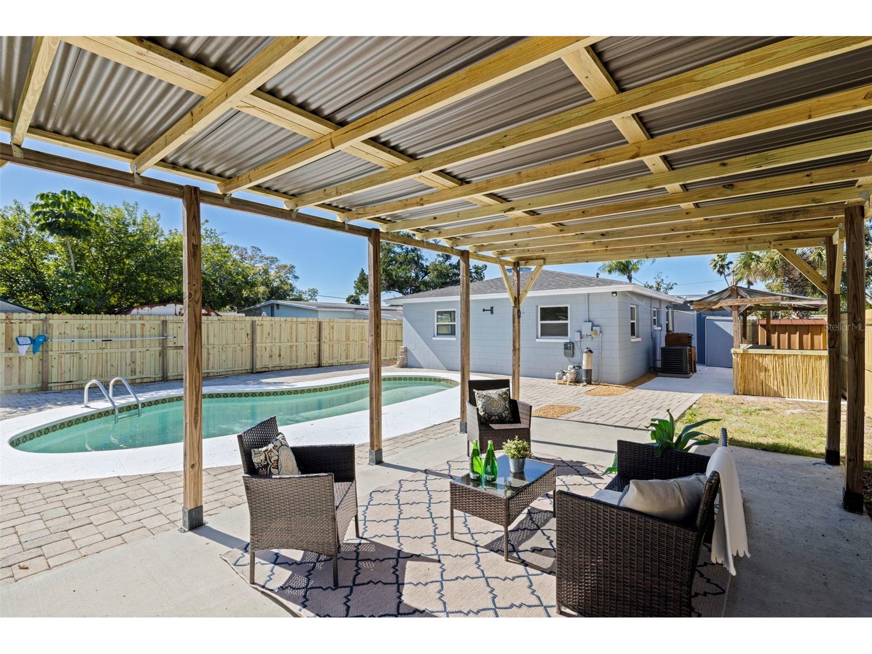 656 59th Street S Saint Petersburg FL 33707 TB8470670 image2