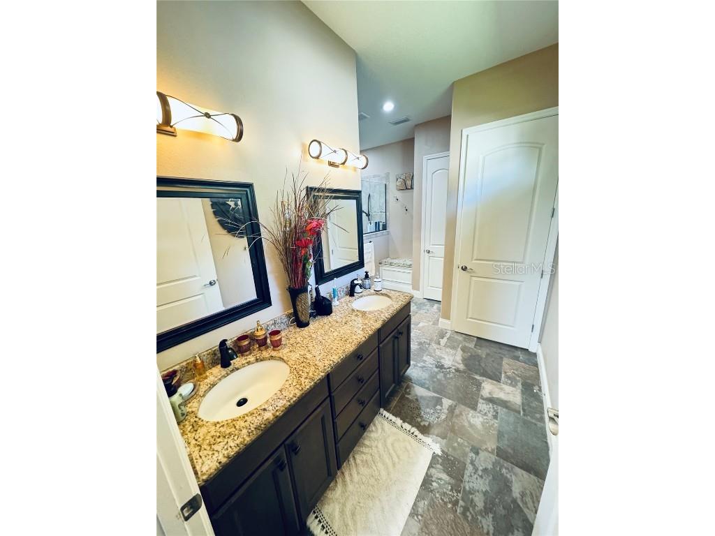 656 Meandering Way Polk City FL 33868 O6349147 image14