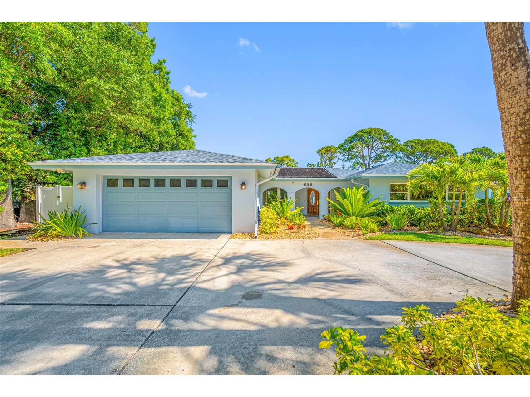 656 Mehlenbacher Road Belleair FL 33756 TB8505636 image1