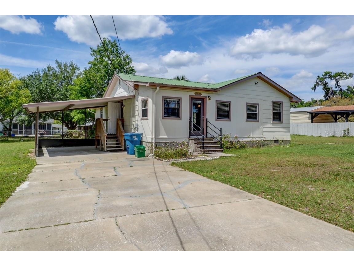 656 Rhodes Drive Deland FL 32720 O6192225 image1