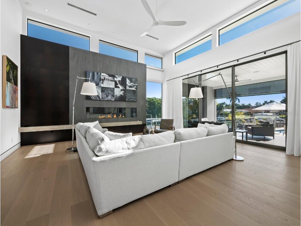 656 S Owl Drive Sarasota FL 34236 A4671970 image12