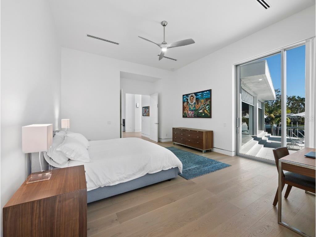 656 S Owl Drive Sarasota FL 34236 A4671970 image16