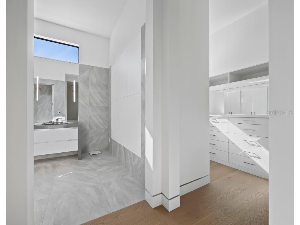 656 S Owl Drive Sarasota FL 34236 A4671970 image18