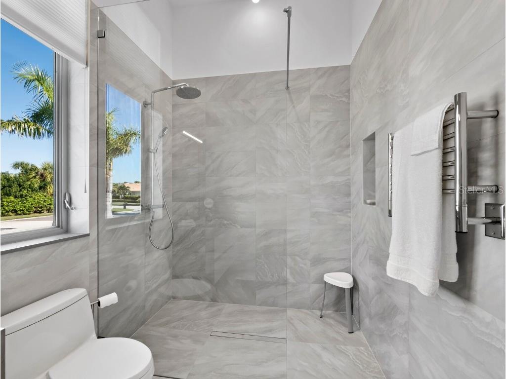 656 S Owl Drive Sarasota FL 34236 A4671970 image28