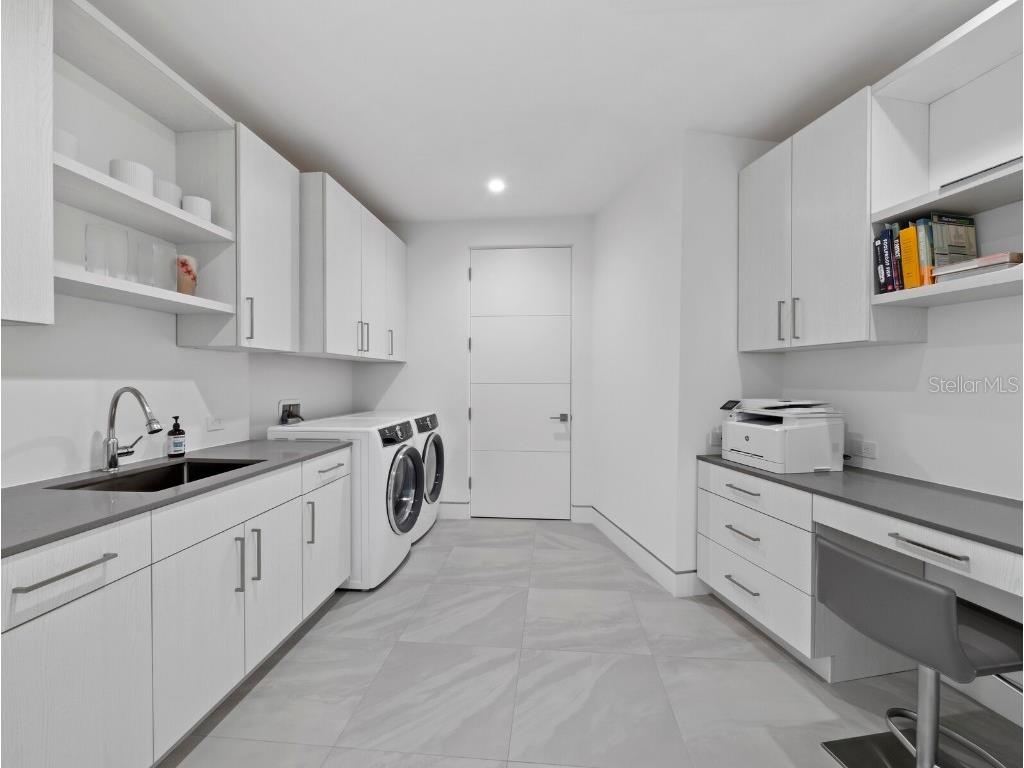 656 S Owl Drive Sarasota FL 34236 A4671970 image32