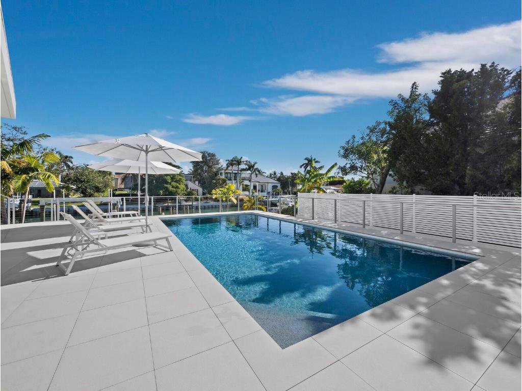 656 S Owl Drive Sarasota FL 34236 A4671970 image40