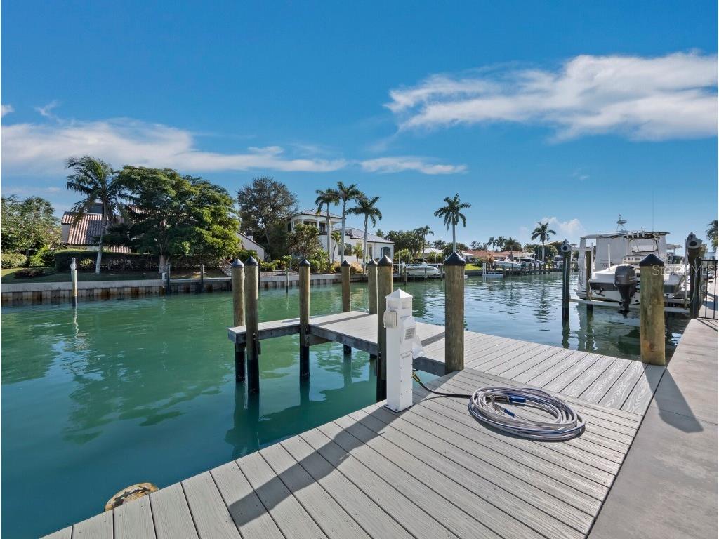 656 S Owl Drive Sarasota FL 34236 A4671970 image48