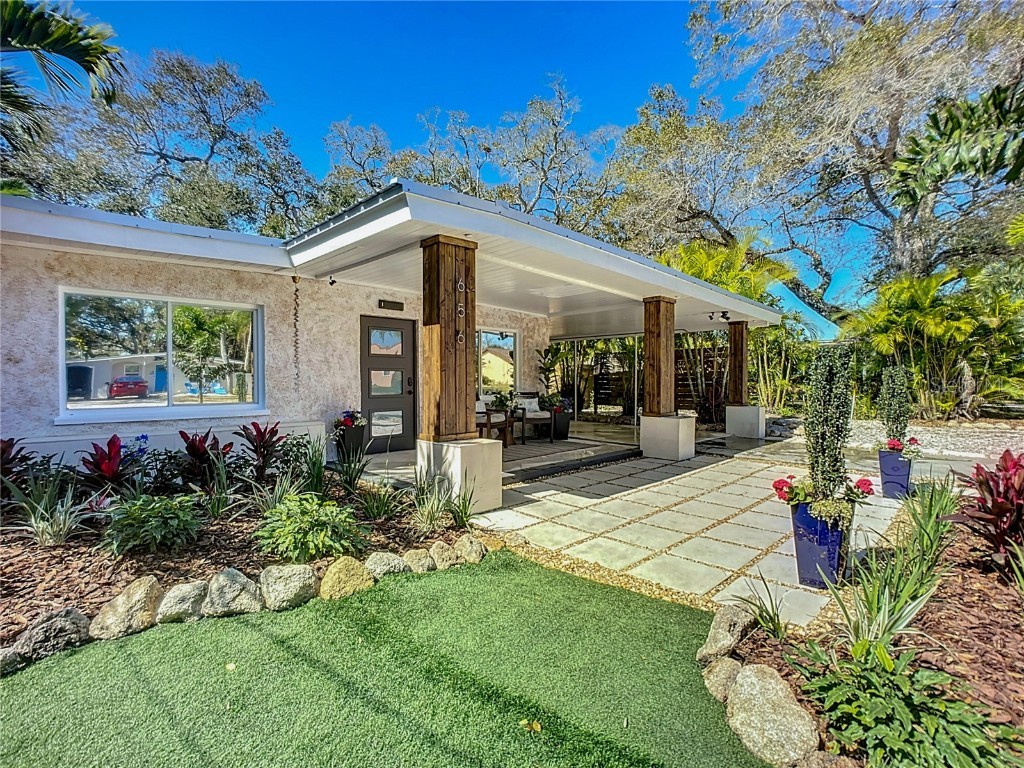 656 S Pine Street New Smyrna Beach FL 32169 O6182298 image1