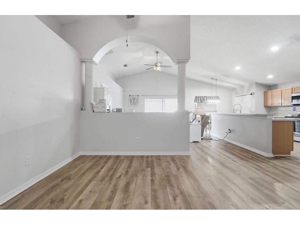 656 Swan Range Road Orange City FL 32763 V4948181 image8