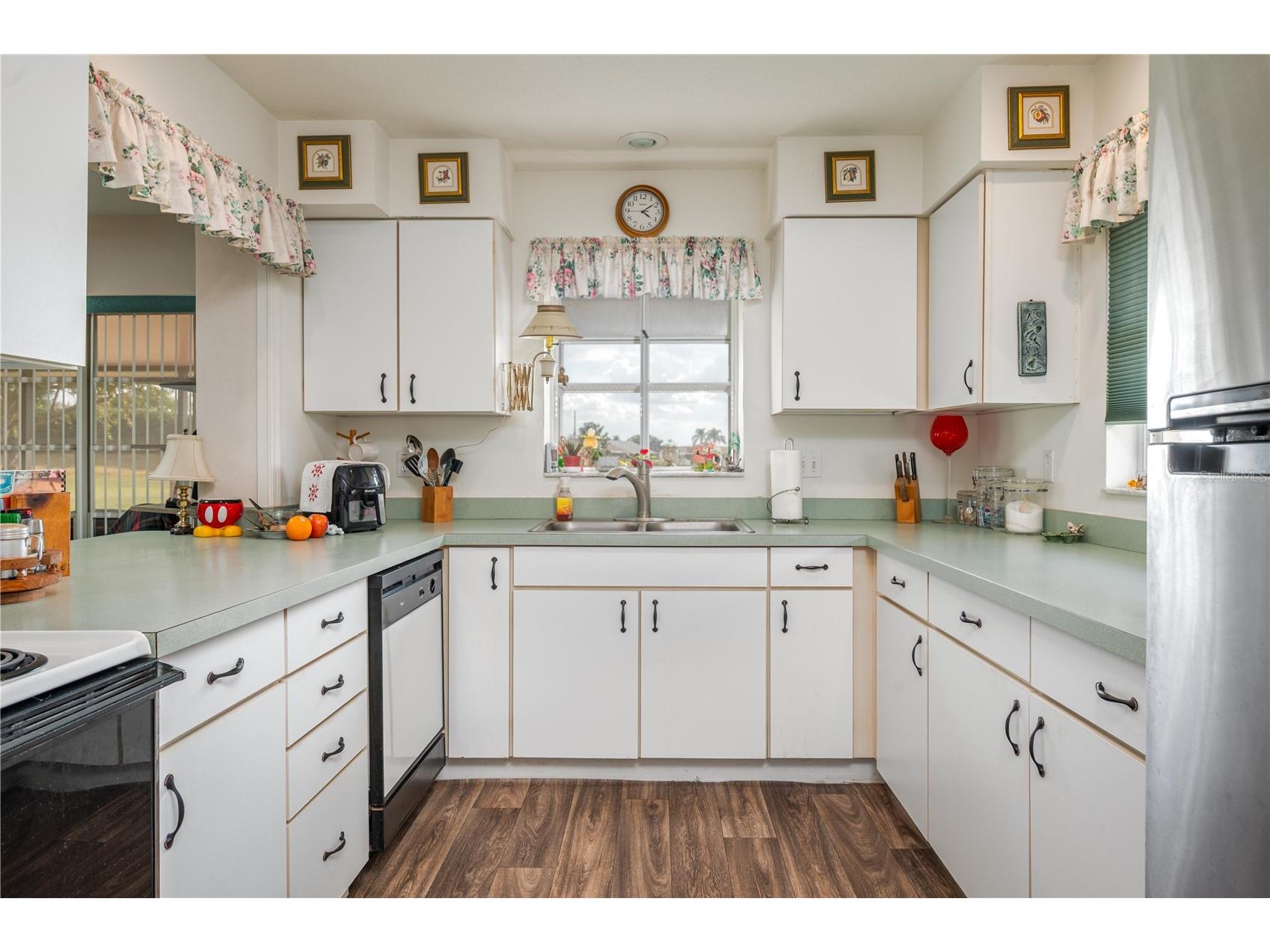 656 Sweetwater Way Haines City FL 33844 P4937438 image9